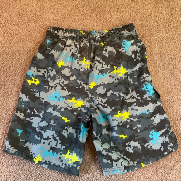 Cherokee Boys Swim Trunks Size Medium Digital Camouflage Design Gray Blue Yellow - Picture 4 of 6
